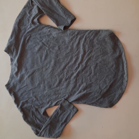 Crazy 8 medium 7 8 gray long sleeve sequin Give Love top - Picture 2 of 8